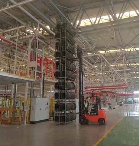 FL300E stacking tire racks ten high